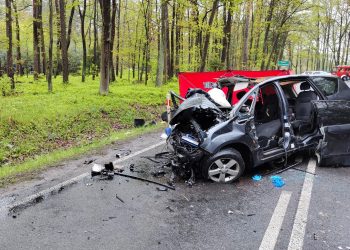 Tragedia na drodze. Nie żyje matka i jej córka
