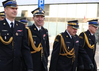 Zastępcy KG PSP i Komendant APoż z awansami