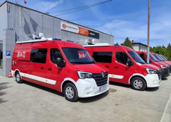 Podkarpacka PSP rozbudowuje system łączności. Są nowe samochody