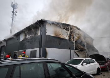 Elbląg. Pożar warsztatu samochodowego