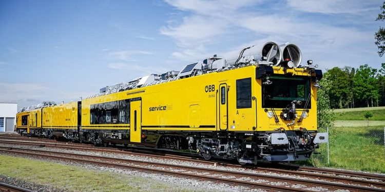 Stadler prezentuje nowy pociąg ratunkowy ‘Servicejet’