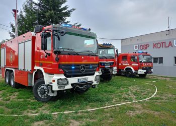 Ciężki mercedes dla strażaków z OSP Kotla