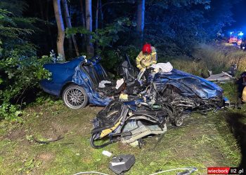 Nocny wypadek na DK25. Siedem osób poszkodowanych