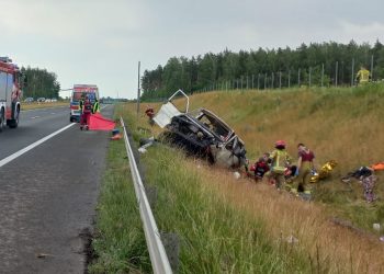 Wypadek na S7. Dwie osoby nie żyją