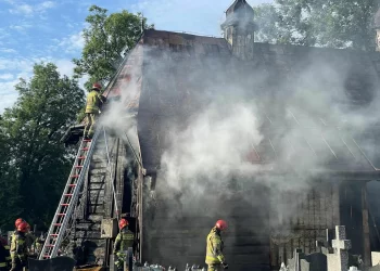 Pożar ponad 300-letniego kościoła w Nowym Sączu