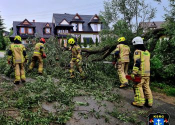Burze w całej Polsce. Ponad dwa tysiące interwencji