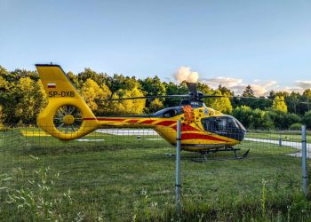 Impreza na lotnisku uziemiła śmigłowiec LPR