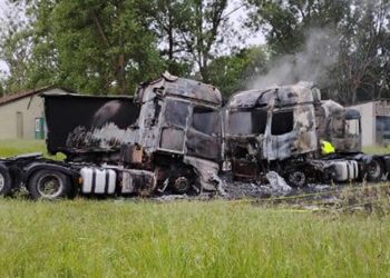 Pożar ciągników siodłowych w Starogardzie