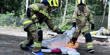 Pięć milionów złotych na obozy dla młodych strażaków