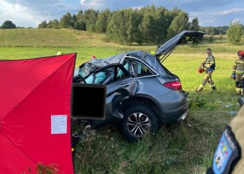Śmiertelny wypadek na DK20. Dzieci ciężko ranne