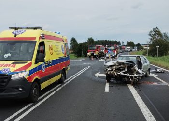 Wypadek na ‘dziesiątce’ pod Mirosławcem