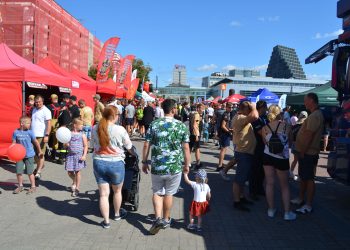 Kolejny Ogólnopolski Zlot Czerwonych Samochodów w Poznaniu za nami!