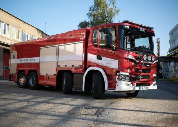 Czteroosiowa Scania od WISS w zakładach chemicznych Spolana