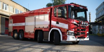 Czteroosiowa Scania od WISS w zakładach chemicznych Spolana