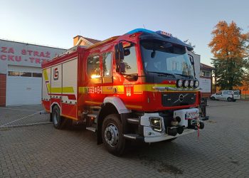 Nowe Volvo zaparkowało w remizie OSP w Płocku – Trzepowie