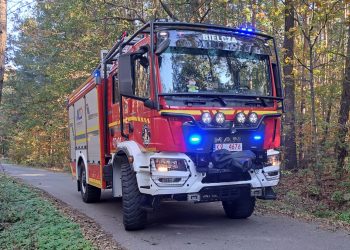 Strażacy z OSP Bielcza mają nowy samochód