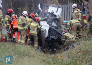 Wypadek w Elżbiecinie pod Łomżą. Kierowca nietrzeźwy