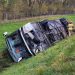 Autokar w rowie. Wypadek na autostradzie A4