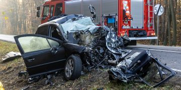 Wypadek na ‘jedenastce’. Nie żyją dwie osoby