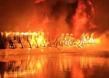 Pożar molo na Jeziorze Strzeszyńskim. Nieletni podpalacze przyznali się