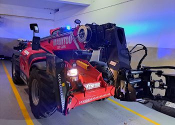 Strażacy z Gąbina zyskali nową ładowarkę teleskopową