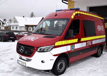 Lekki Mercedes dla strażaków z Zubrzycy Dolnej