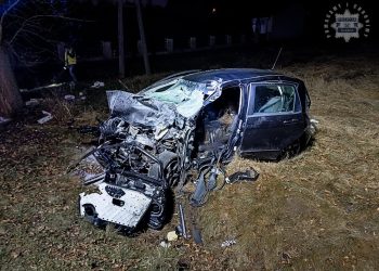 Czołowe zderzenie z autobusem. Tragedia na DW494