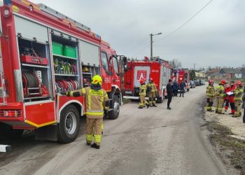 Sworzyce. Ciało strażaka znalezione w stawie