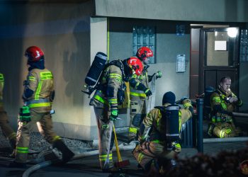 Pożar w Jaworznie. Cztery osoby w szpitalu