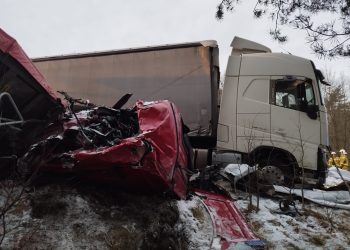 Wypadek na DW119. Nie żyją dwie osoby