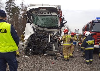 Wypadek na autostradzie A4. Wezwano śmigłowiec LPR