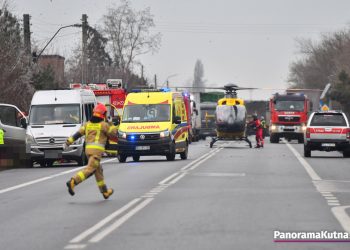 Wypadek busa pod Kutnem. Wezwano dwa śmigłowce LPR