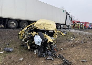 Wyprzedzanie zakończone śmiercią. Wypadek na DK73
