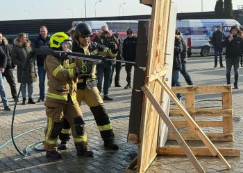 Cobra dla strażaków. Szkolenie produktowe w Warszawie