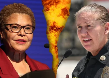 Burmistrz Los Angeles zwalnia szefa straży pożarnej.