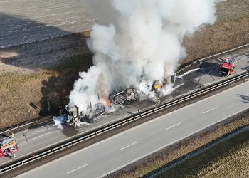 Zderzenie i pożar ciężarówek na autostradzie A4