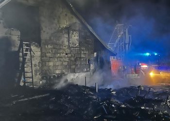 Nocny pożar budynku mieszkalnego w Teodorowie