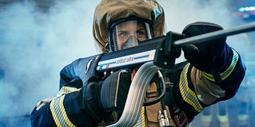 Sprzęt gaśniczo-tnący Cobra ze Szwecji – pionier bezpiecznego gaszenia pożarów