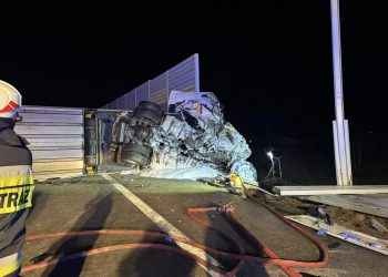 Śmiertelny wypadek na S8 w pobliżu Złoczewa 
