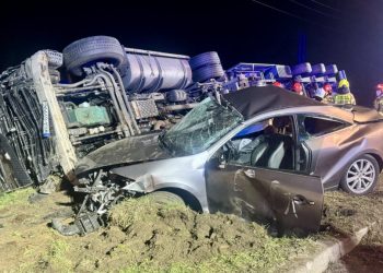 Wypadek w Jaślanach. Za kierownicą pijany 19-latek
