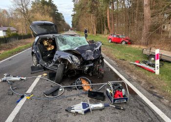 Czołowe zderzenie na drodze krajowej nr 82