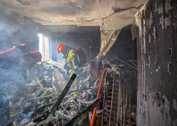 Pożar budynku w Katowicach. Dwie osoby w szpitalu