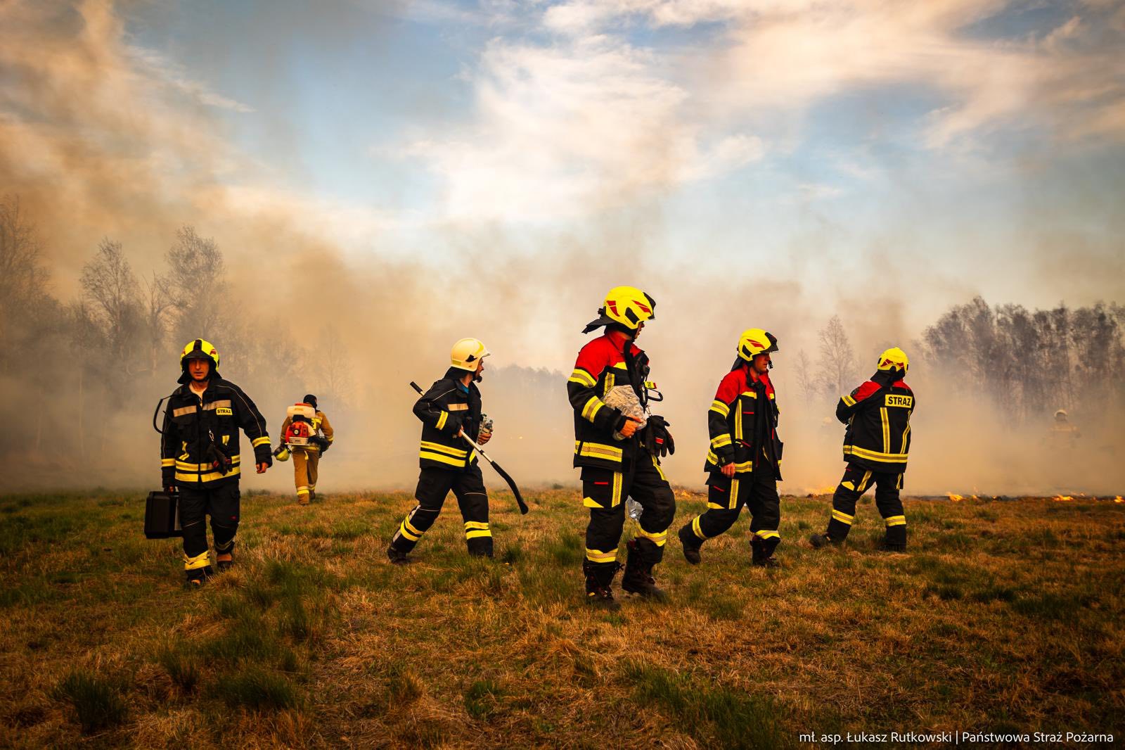 Pożar w BPN. Ogień objął setki hektarów cennego terenu