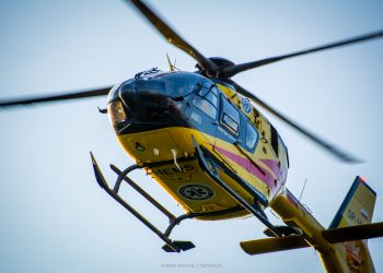 Wybuch w remizie OSP Grębynice. Wezwano śmigłowce LPR