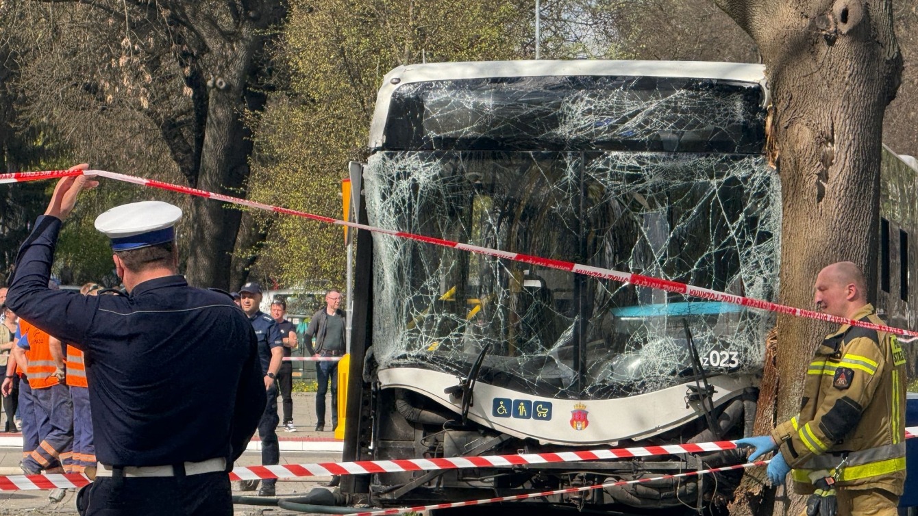 Wypadek w Nowej Hucie. Kilkunastu poszkodowanych