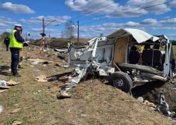 Tragedia na przejeździe kolejowym w Parlinie