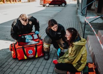 Ratownicze wyzwania i współpraca – III Manewry Służb Ratowniczych w Jeziorach Wielkich