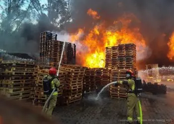 Pożar dawnych zakładów bawełnianych w Łodzi