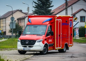 ‘Medyki’ Państwowej Straży Pożarnej bez oznaczeń PRM i czerwone