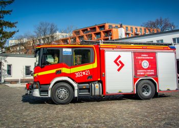 Samochody dla warszawskiej PSP. Ruszył przetarg